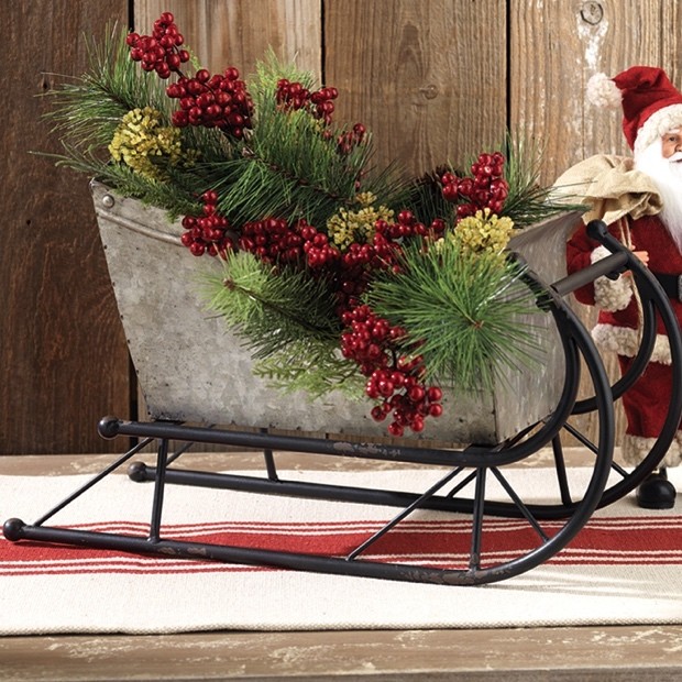 decorative-metal-sleigh