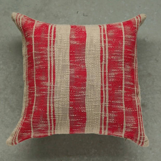 cotton-throw-pillow-with-stripes